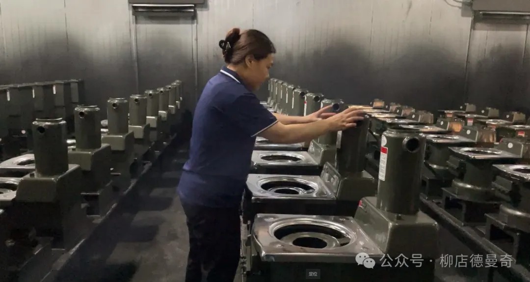 柳店新型环保炉具紧抓质量检验，严格品质管理